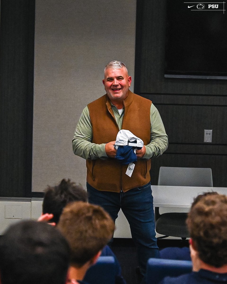 PennStateMLAX's tweet image. For the guy standing next to you.

Special thanks to Lieutenant Colonel Fred Egerer for coming to speak with us this week 🫡

- Patriot Week 2025 -