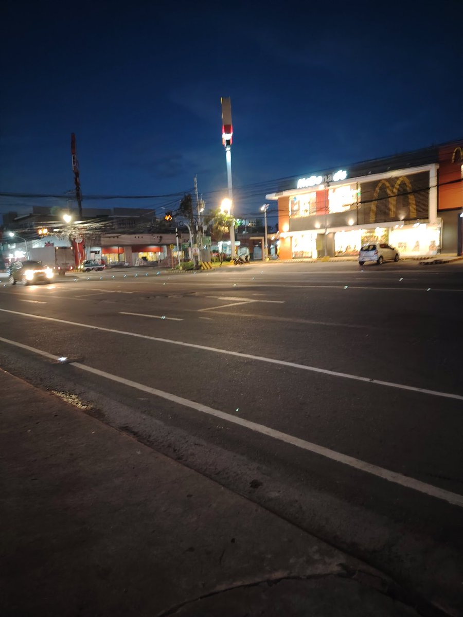 thirdygoodboy's tweet image. super early...