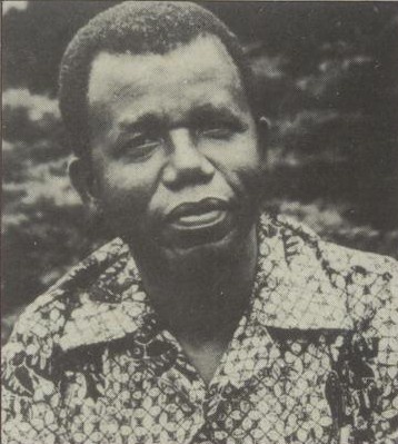 IgboHistoFacts's tweet image. Iconic writer Chinua Achebe would&apos;ve turned 95 today. 🕊️