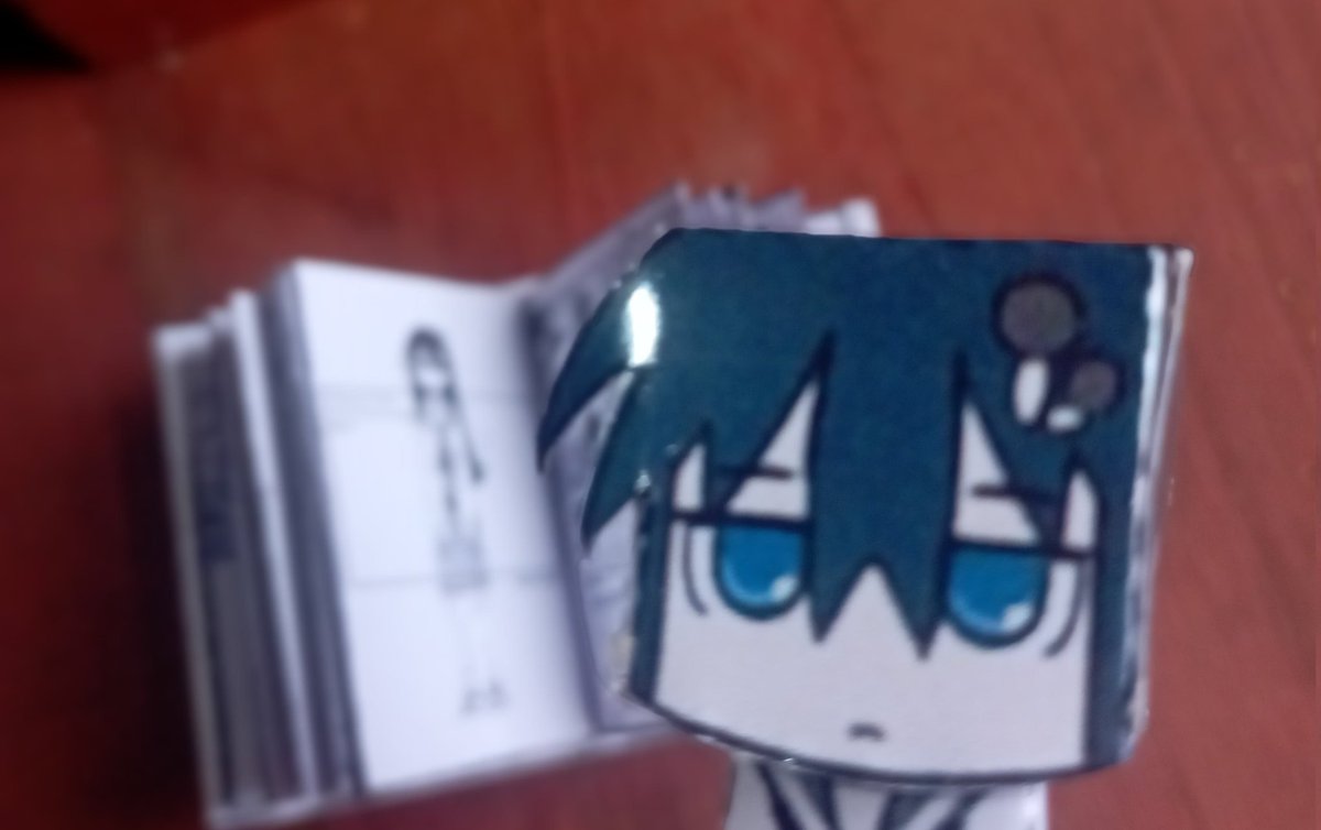 T4_na_ka's tweet image. Mini shijima reading mini shimeji simulation 
#シメジシミュレーション
#ShimejiSimulation