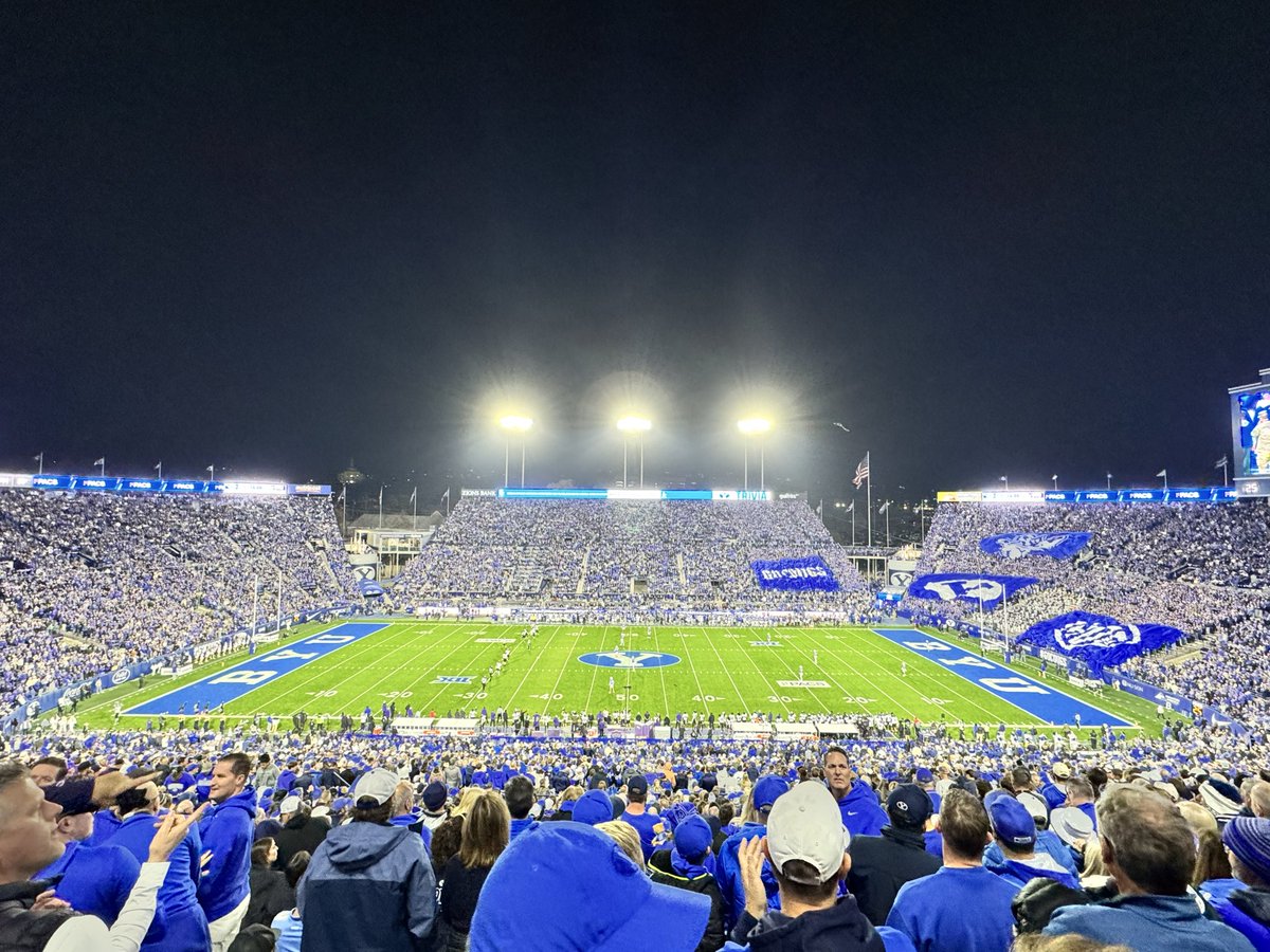 dubois's tweet photo. Knocking another one off the list.

Lavell Edwards Stadium
📍Provo, Utah https://t.co/rqRdkxl4Fc
