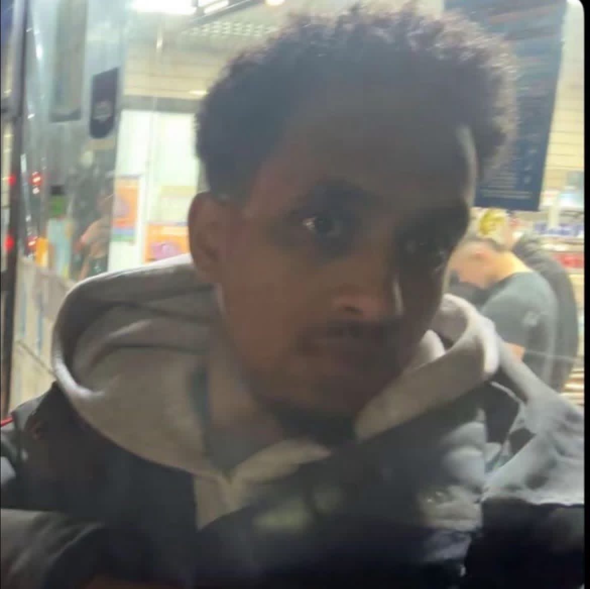 🚨This man below has been following young girls around the Newcastle city centre 

He’s stalked one of these girls for weeks and followed them into bars, he’s somehow found their social media where’s he’s repeatedly sent unwanted messages and made sexual remarks

This is a