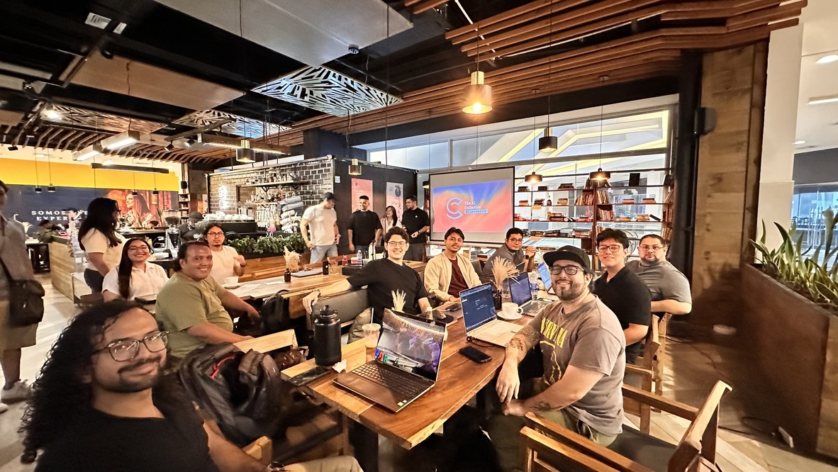 CarolMonroe's tweet image. A few months ago I started AI Collective because I wanted a place where people could actually talk about building with AI, not just hype.

Yesterday’s session showed me why it matters. Engineers, creatives, founders… all learning, building and sharing real projects. The vibe…