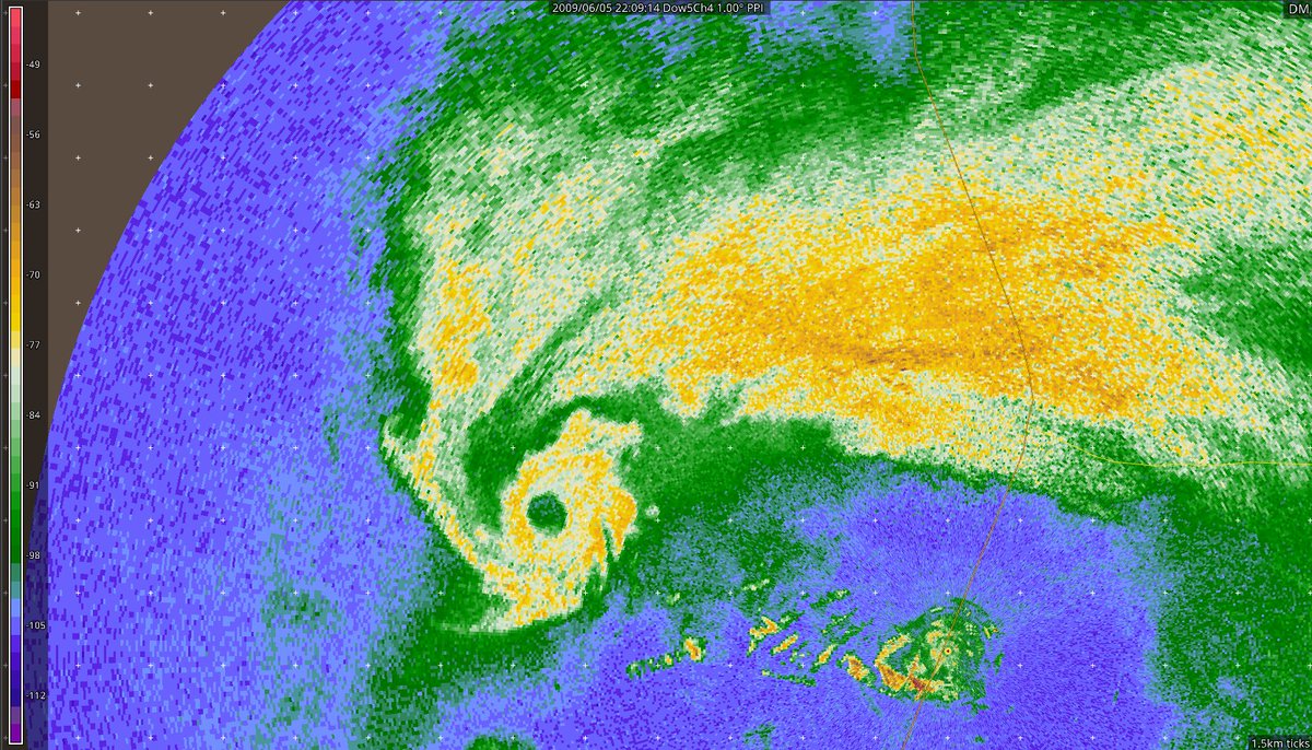 <a href="/ILWXTorSpotter/">Hayden</a> <a href="/rrro_wx/">ro ⚡️🏳️‍⚧️</a> This took me a moment of organization to figure out lol

Image 1:
Radar: Dow5 Channel 4
Scan Type: PPI at 0.92°
Band: X-band
Frequency: 9.38 GHz
Wavelength: ~3.2 cm
PRF: ~4000 Hz
Nyquist velocity: 31.98 m/s⁻¹
Volume time: 2009-06-05 22:16:58 Z
Sweep time: 2009-06-05 22:16:58 Z