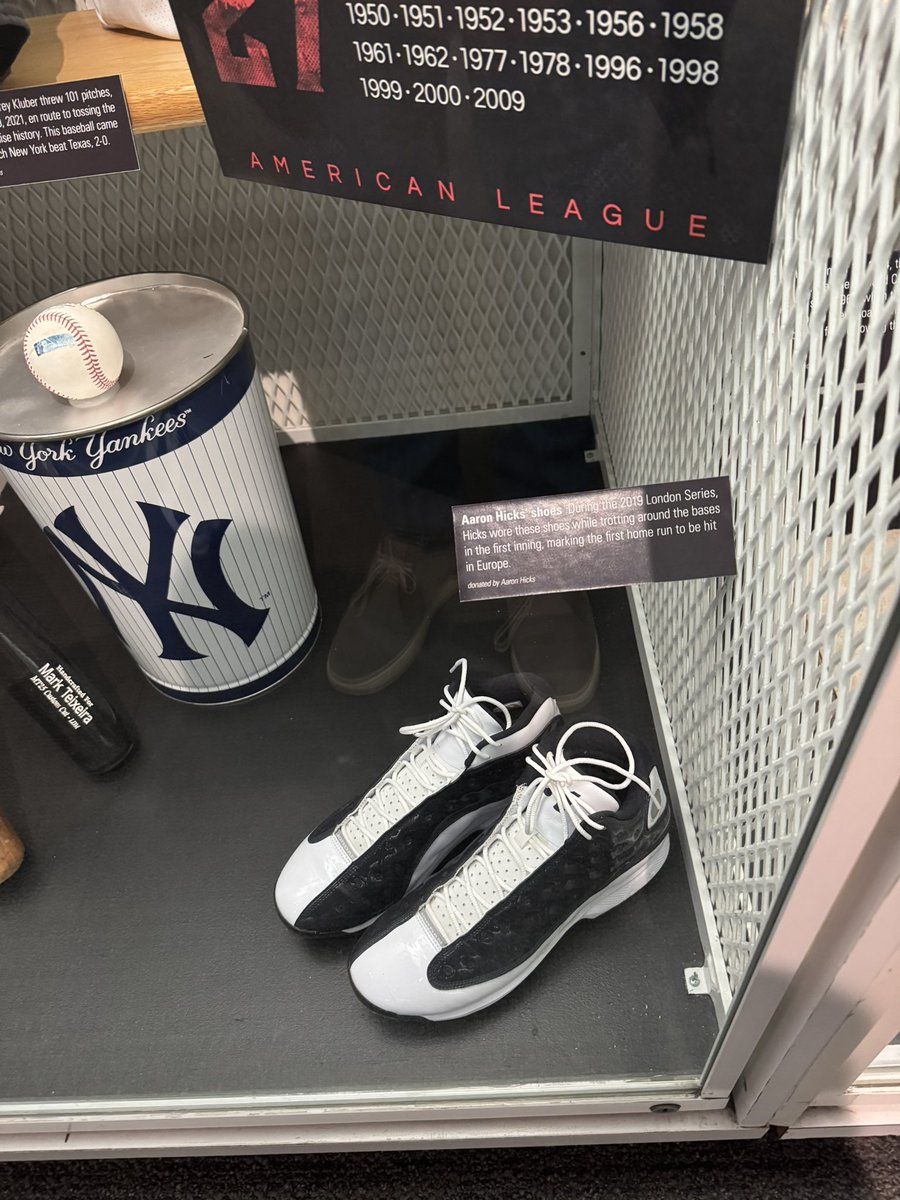 RAKcity27's tweet image. Aaron Hicks in the HoF. What a world.