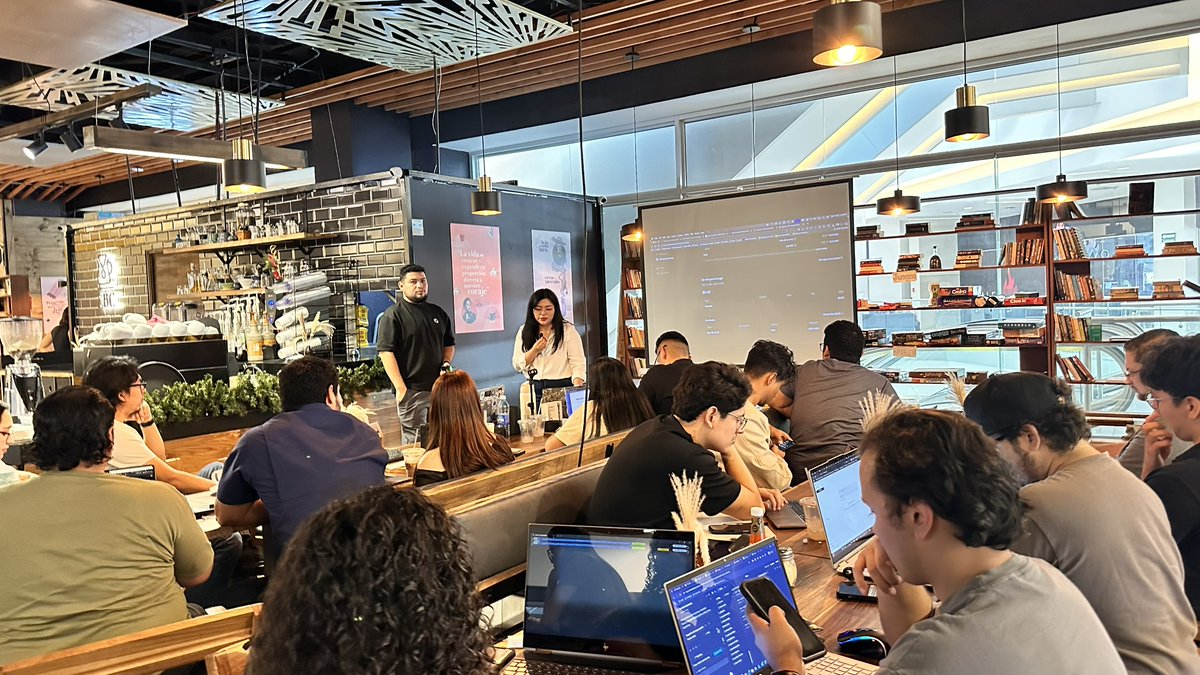 CarolMonroe's tweet image. A few months ago I started AI Collective because I wanted a place where people could actually talk about building with AI, not just hype.

Yesterday’s session showed me why it matters. Engineers, creatives, founders… all learning, building and sharing real projects. The vibe…