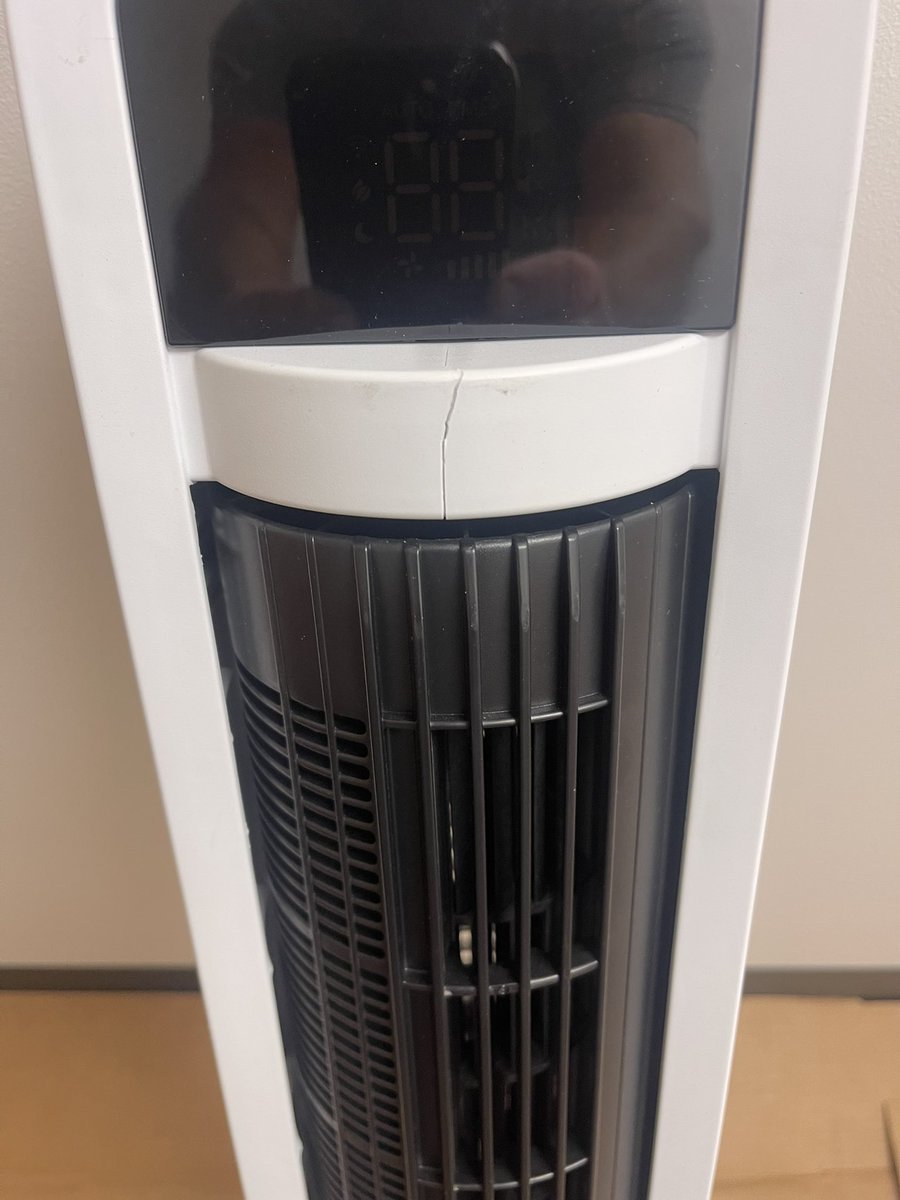 plasticboss's tweet image. Sometimes you’ll get damaged returns that are not sellable

#garbagetime #costco #costcoauctions