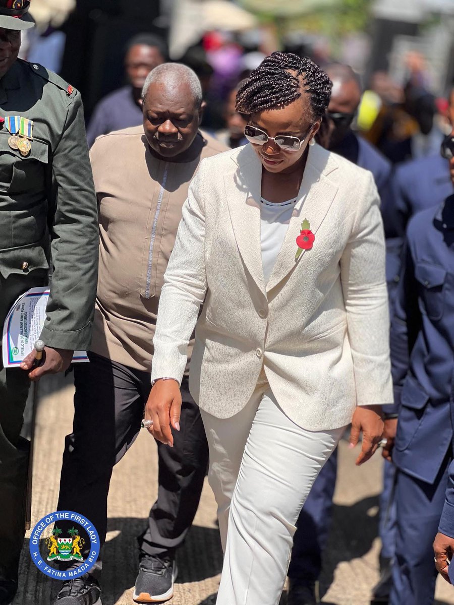 FirstLadyBio's tweet image. As the wife of the Commander-in-Chief of the Republic of Sierra Leone Armed Forces, I had the honour of joining government officials , senior military officers, and other dignitaries at the Cenotaph on George Street, Freetown, for the national Remembrance Day Service. Under the…
