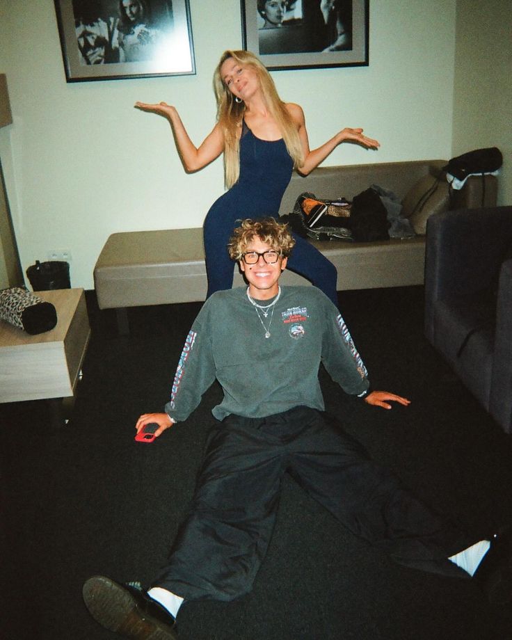 wellingerka2's tweet image. ,,Tak szczerze sie przy Tobie usmiecham ze nie chcialbym sie usmiechac inaczej nigdy w zyciu" 
nie mogę, chce mi się  płakać.#tanieczgwiazdami