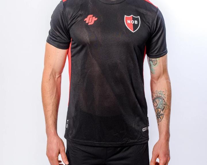 ATENTOS: juega Newell's y gracias a <a href="/copes_pablo/">Pablo Copes</a> sorteamos esta bellezaaaa. Daleee, que con un solo RT participas. Que esperaaas?