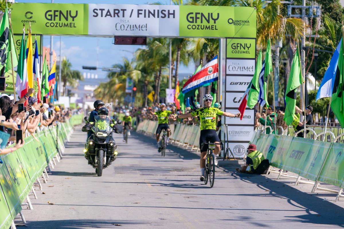 Mara Lezama tweet media