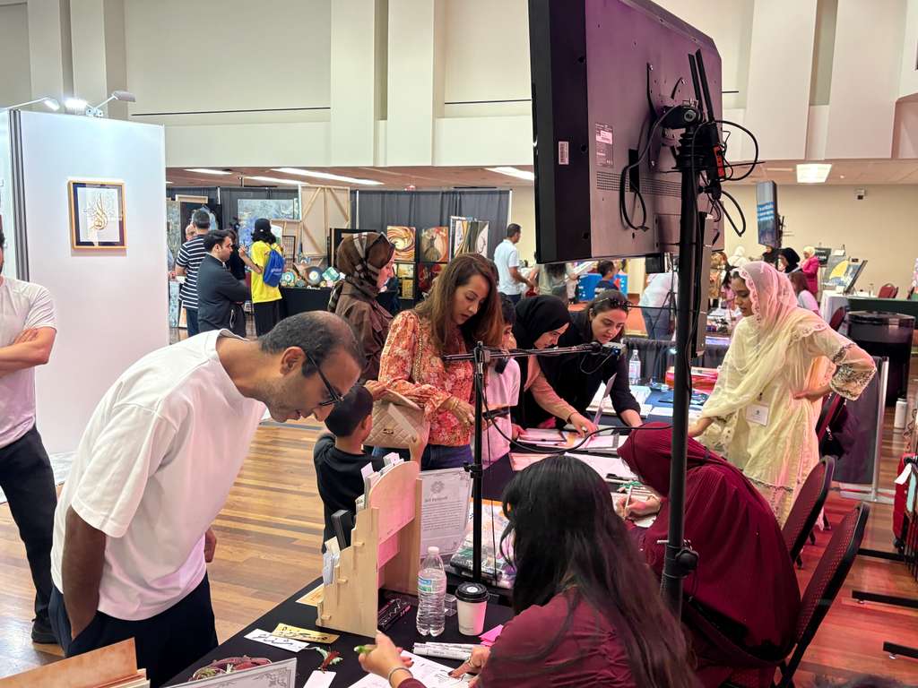 iashouston's tweet image. Live art demonstrations are happening throughout the festival hours at the University of Houston.

Happening now! There is still time to come over and enjoy the last day of the Festival. You don&apos;t want to wait till next year for this fun-artistic show!
#IslamicArtsFestival