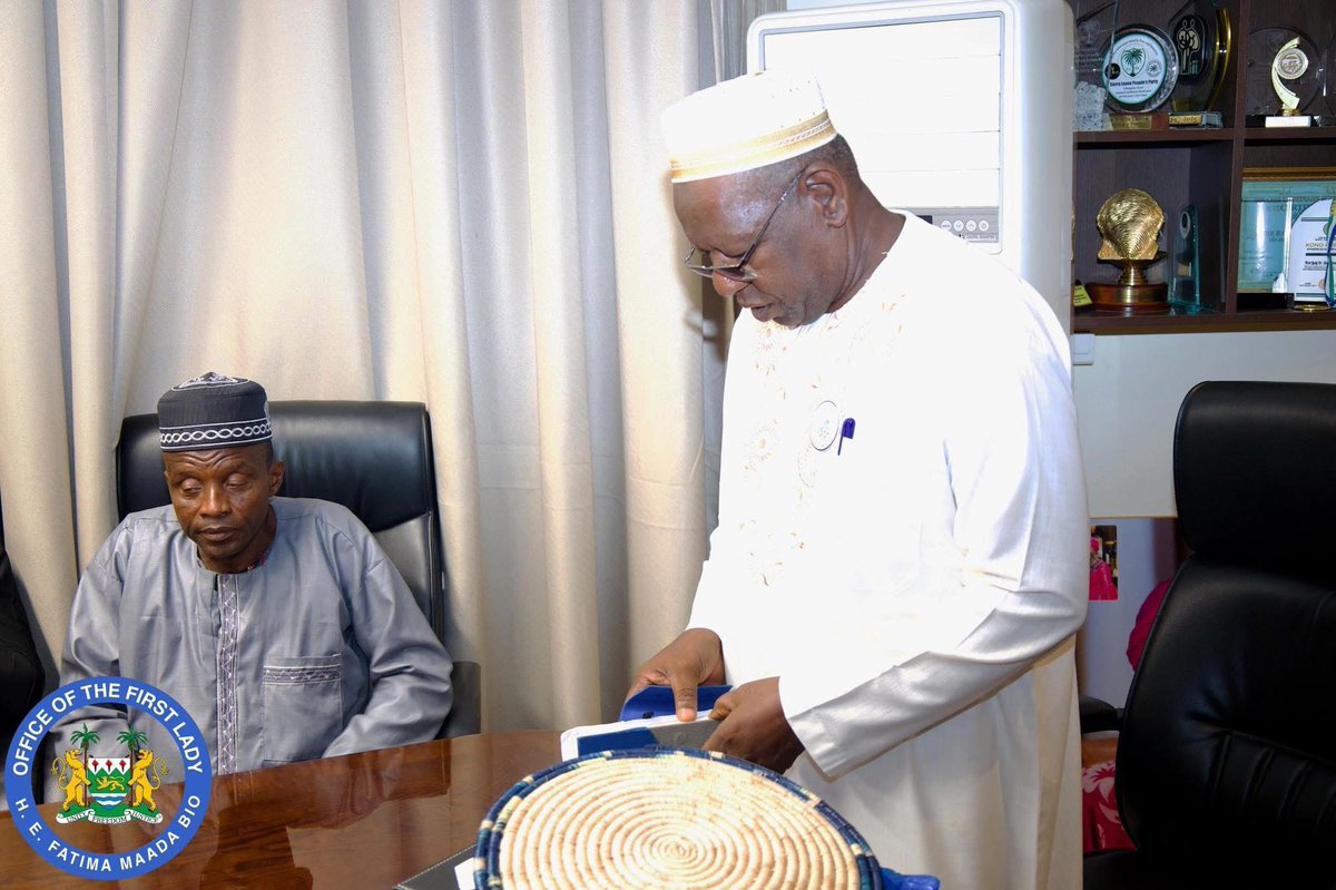 FirstLadyBio's tweet image. It was indeed a great pleasure and honor to host the distinguished Paramount Chiefs from Kambia District in my office this evening.

FMB.