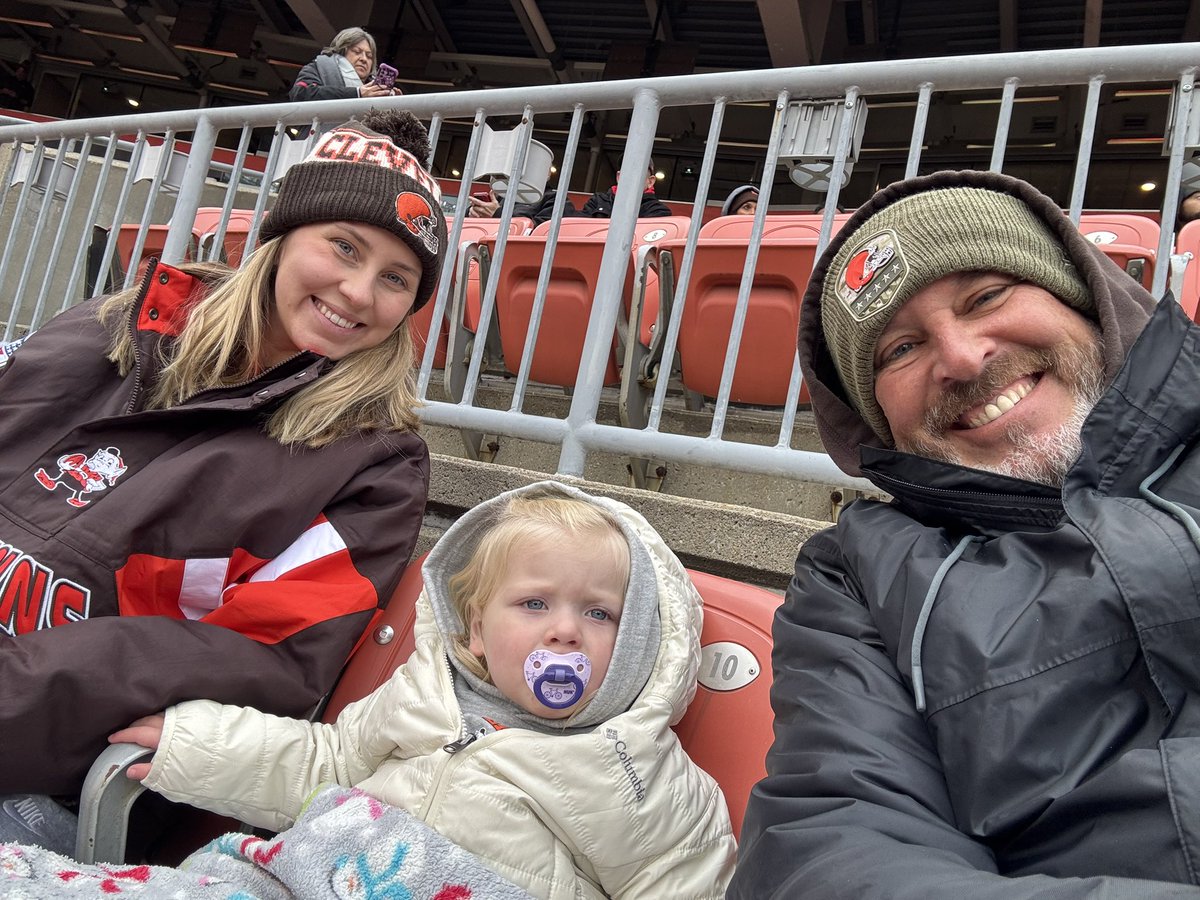 Ron Davis, Jr. tweet media