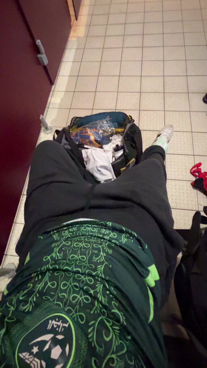 ryyyyrgghhhh3's tweet image. la guerre se prépare dans le silence 🌊🥊
#boxe #guerre #jevaisteniquertamere #msknlennemi