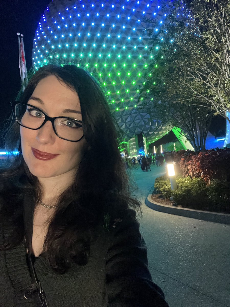 🛸 caterella ✨ tweet media