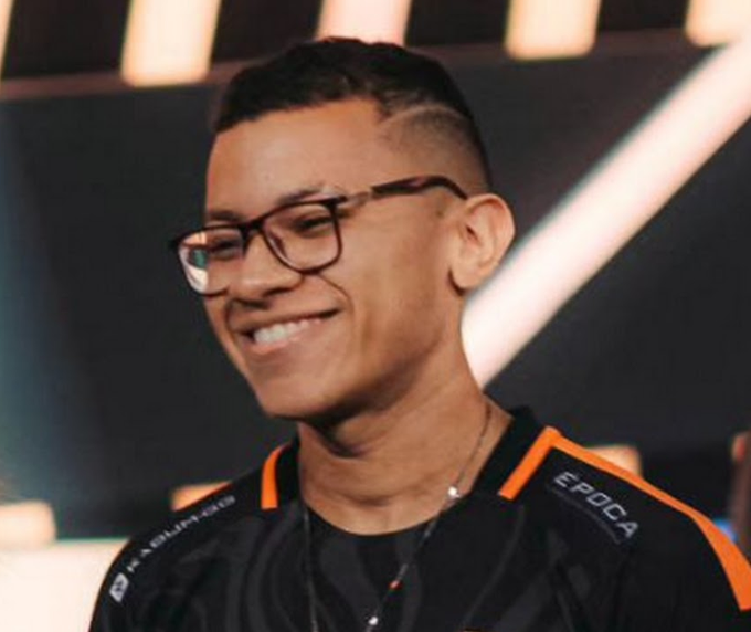 Fala, guys! Estou FA após jogar o último split no EUW pela CitaKaizen (Tier 2).
Aberto a ouvir propostas para CBLOL e Tier 2.
Contato: DM ou e-mail — Samkz1@hotmail.com
Rts e curtidas são apreciados 🙏🏾!