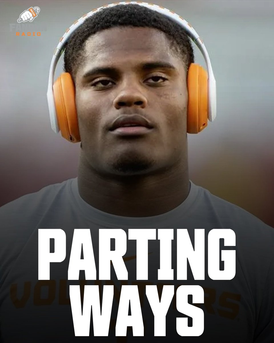 FOXSportsKnox's tweet image. BREAKING: Tennessee and DB Boo Carter are “parting ways”, per @PeteNakos 

The Tennessee-native DB was not present with the team yesterday in the Vols 42-9 win over New Mexico State.

Carter had a number of off-the-field issues while with the Vols. 

#ForTheFans