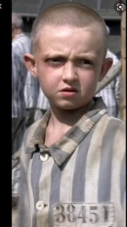 sfcwxl's tweet image. Nah 😭

#ImACeleb