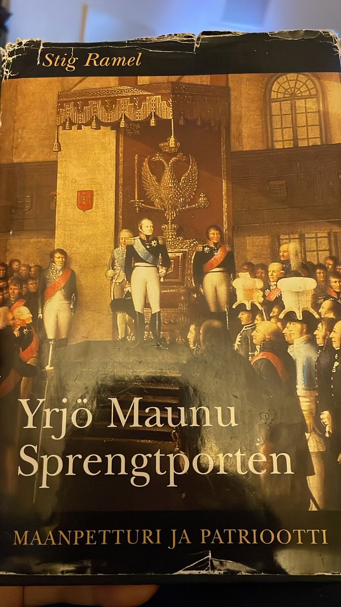TeemuLeh's tweet image. Luettu: Stig Ramel - Yrjö Maunu Sprengtporten. Maanpetturi ja patriootti. (@OtavanKirjat 2005). Suomentanut Iiro Kuuranne.
Uskomaton tarina suomalaisesta miehestä, joka loikkasi Ruotsin joukoista Venäjälle. Haavoittui Mikkelissä ja oli Porvoossa eturivissä 1809.