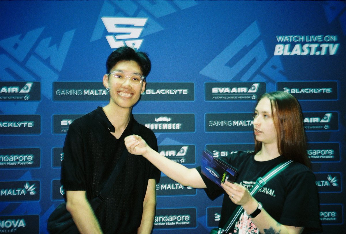 Look at me interviewing the best Dota 2 caster