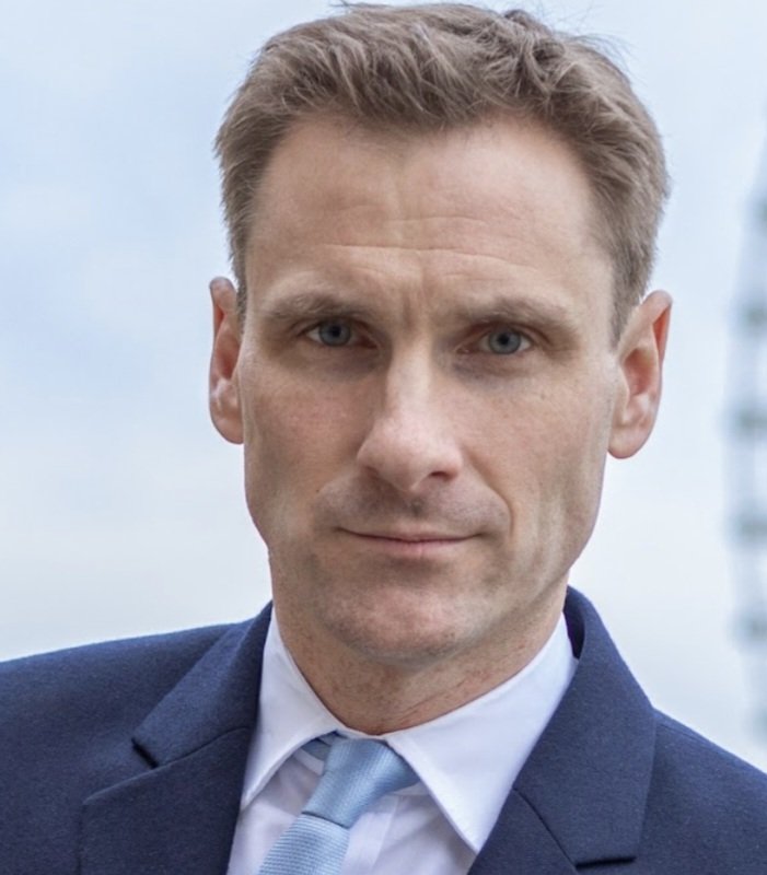 🚨BREAKING: SHADOW HOME SECRETARY, CHRIS PHILIP, HAS NOW SAID WE NEED TO DEXPORT 1-2 MILLION ILLEGAL MIGRANTS IN THE UK 🇬🇧 

MASS DEPORTATIONS ARE NOW MAINSTREAM NEWS IN BRITISH POLITICS❗️

THIS WAS UNTHINKABLE 2 YEARS AGO 😲