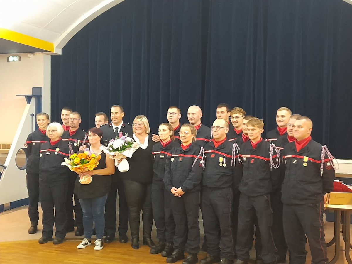 📢🏅 VOTRE UDSP76 PRÉSENTE AUX SAINTES-BARBES CE WEEK-END

✔️ Le Président de l’<a href="/UnionSapeurs/">UDSP76</a> de le Capitaine Damien LAINÉ, était présent à Envermeu
✔️ Le Capitaine Pascal MONCHY accompagnait les collègues à Dieppe
✔️ L’Adjudant-Chef Grégory CLOUZEAU au CIS Doudeville