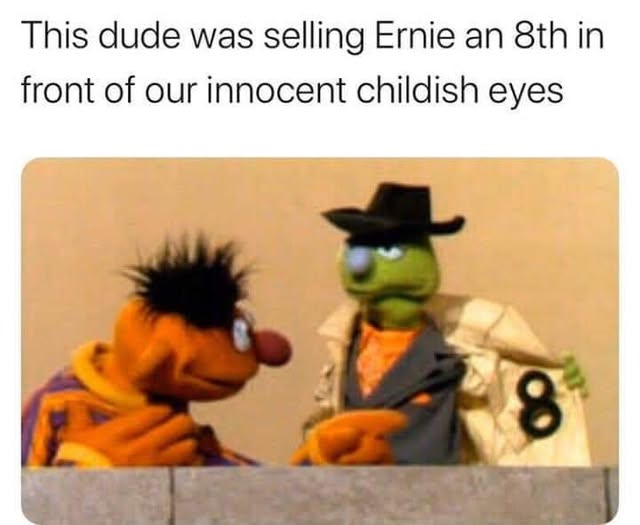 FuggumOfficial's tweet photo. @sesamestreet Meanwhile, the number 8.... 😂 https://t.co/m0B5cLytxd