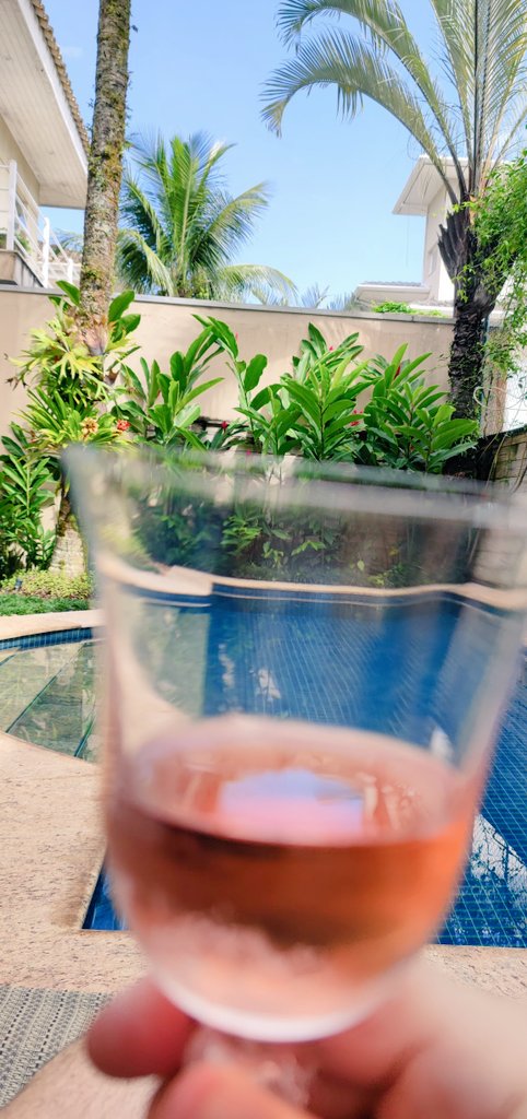 netuno2020's tweet image. Saudade da minha casinha!! Daqui a pouco nos encontraremos e eu a minha paz 🕊️🏖️☀️🐋