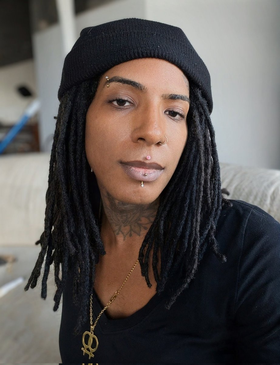 nonbinaryf1sh's tweet image. If you&apos;re reading this you&apos;re gay for me.