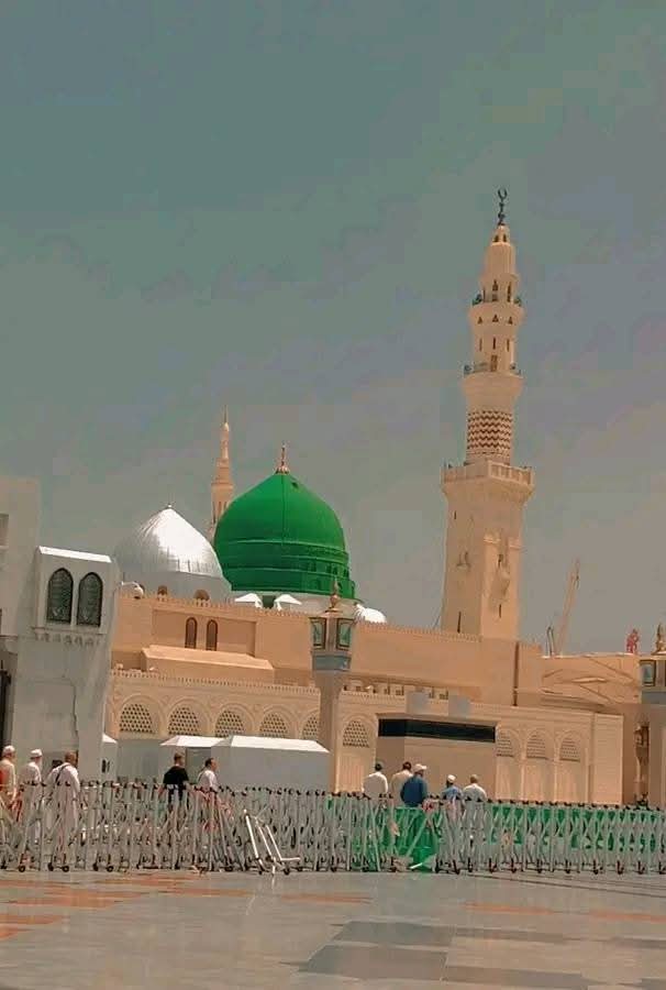 🦋🦋صَلَّی اللہُ عَلَیہِ وَآلہ وَسَلّم ♡🦋🦋
🦋🦋مجھے عشق ہے محمدﷺ سے🦋🦋
🥀🍃💕🤍💕🌿✨️
#عشق_نبیﷺ 
#صلي_علي_النبي
#مدينة_المعرفة