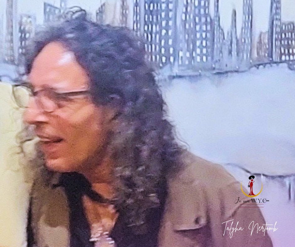 #aahmcv  - Mets de la couleur dans ta vie 

Aujourd'hui il n'y a pas d'empreintes sans âme. 
La seule signature artistique se reconnecte à l'essentiel qu'est la source  

Sur le vif :  Le Designer Salvatore MACALUSO
Tel un tableau vivant et vibrant de son univers unique