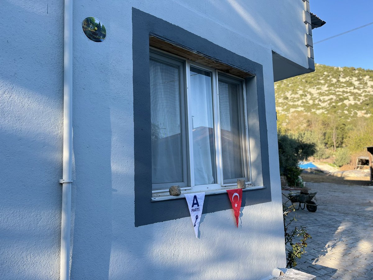 Her yerdeyiz en ücra köy köşelerinde her kalbe dokunuyoruz 
<a href="/anahtarparti/">Anahtar Parti</a> 
<a href="/yavuzagiraliog/">Yavuz Ağıralioğlu</a> 
#birteksenkaldın 
#Andırın