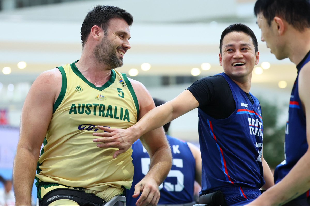 Así sonríe un campeón ☺️

<a href="/Fundacion_ONCE/">Fundación ONCE</a> 
<a href="/FundacionAXA/">Fundación AXA</a> 
<a href="/ILUNION/">ILUNION</a> 
<a href="/F_Sanitas/">Fundación Sanitas</a> 
<a href="/sanitas/">Sanitas</a> 
<a href="/BsrEspana/">BSREspaña</a>