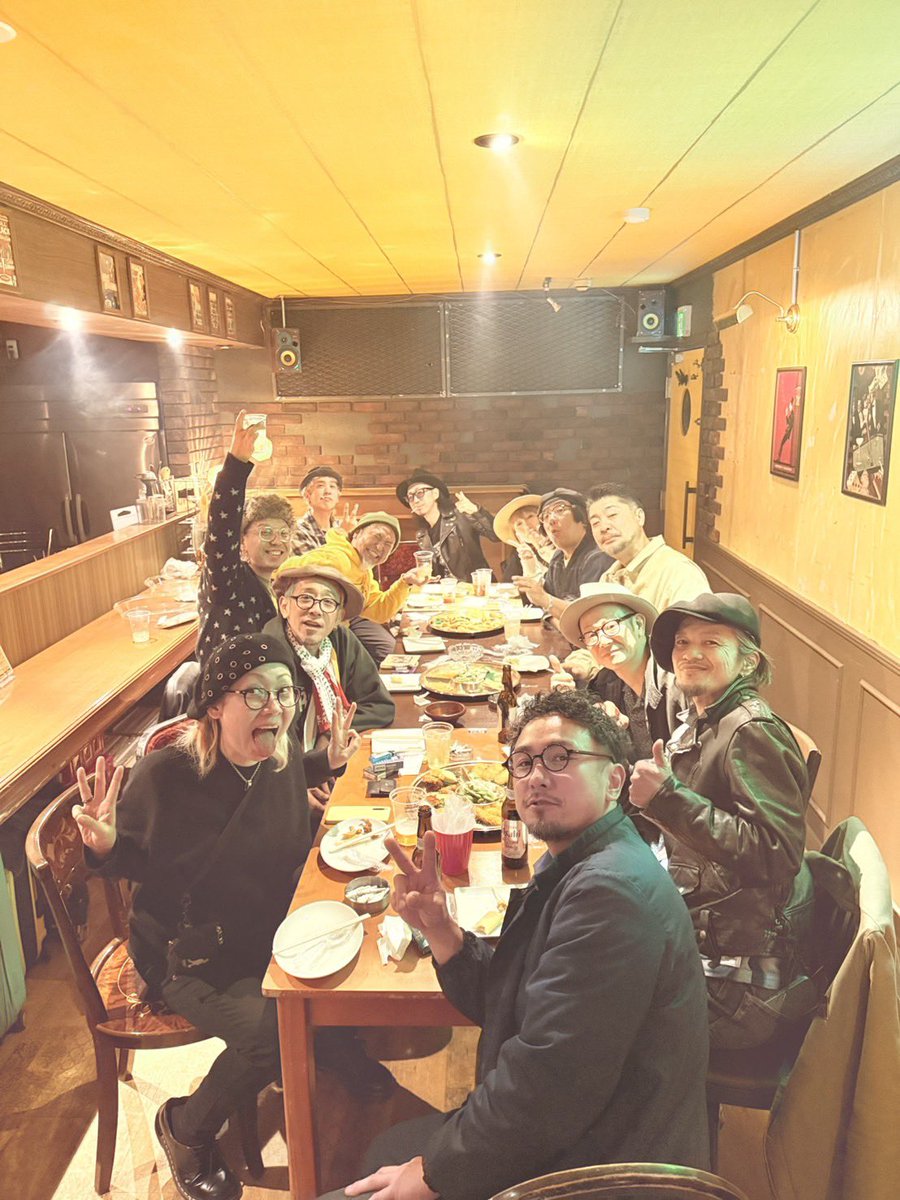 昨夜はありがとうございました‼︎
楽しかっただけではなく見えない何かをまたひとつ得た様な良い夜でした
我が道はまだ続いていくんだな