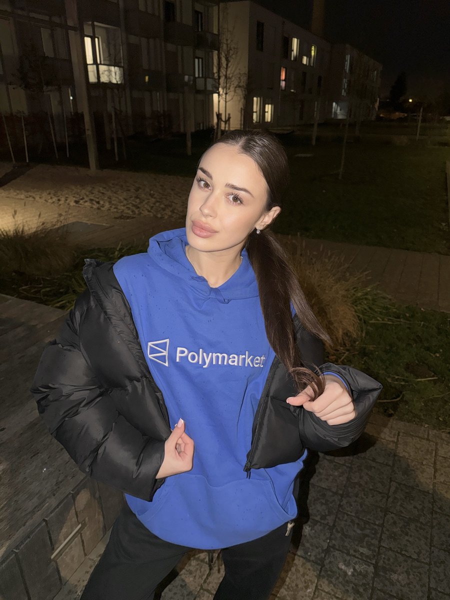 esochkaa tweet media