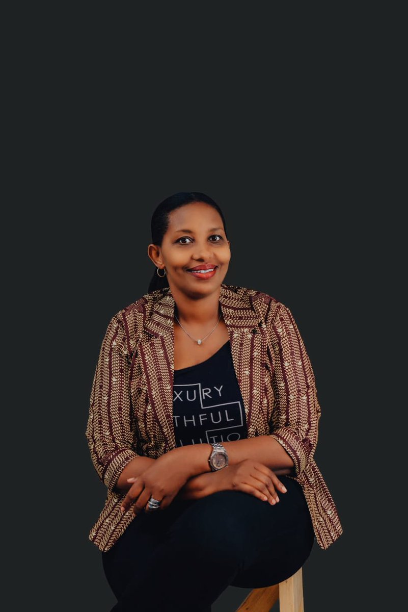 2.Son message à la jeunesse engagée est clair:Levez-vous!Valorisez la démocratie qui met la femme et les jeunes au premier plan.​Cette démarche doit être guidée par la sagesse.Ensemble,en écoutant les conseils des sages,nous construisons un Burundi juste et inclusif.<a href="/Impagece/">Impact Generation Centre</a>