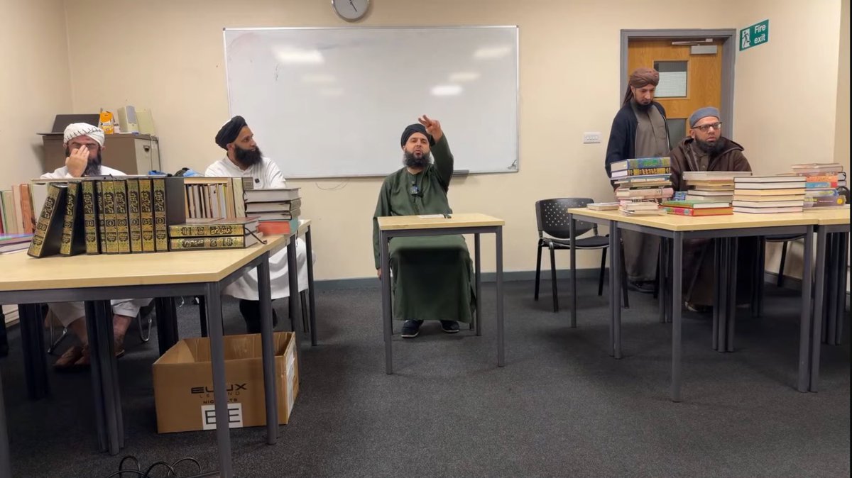 Well Well Well Wasn’t Expecting Sh Asrar Rashid To Be There 😂😂