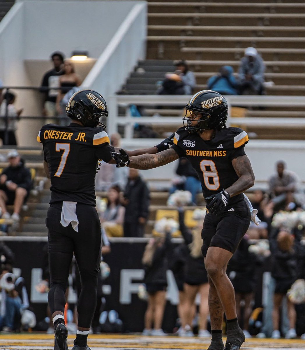 I am beyond blessed to have received my first offer from the university of southern miss 🙏🏾 <a href="/CoachHuff/">Charles C. Huff</a> <a href="/KinslerLatish/">Latish Kinsler</a> <a href="/ChadSimmons_/">ChadSimmons</a> <a href="/BrianDohn247/">BrianDohn247</a> <a href="/bccoachvito/">Vito Campanile</a>
