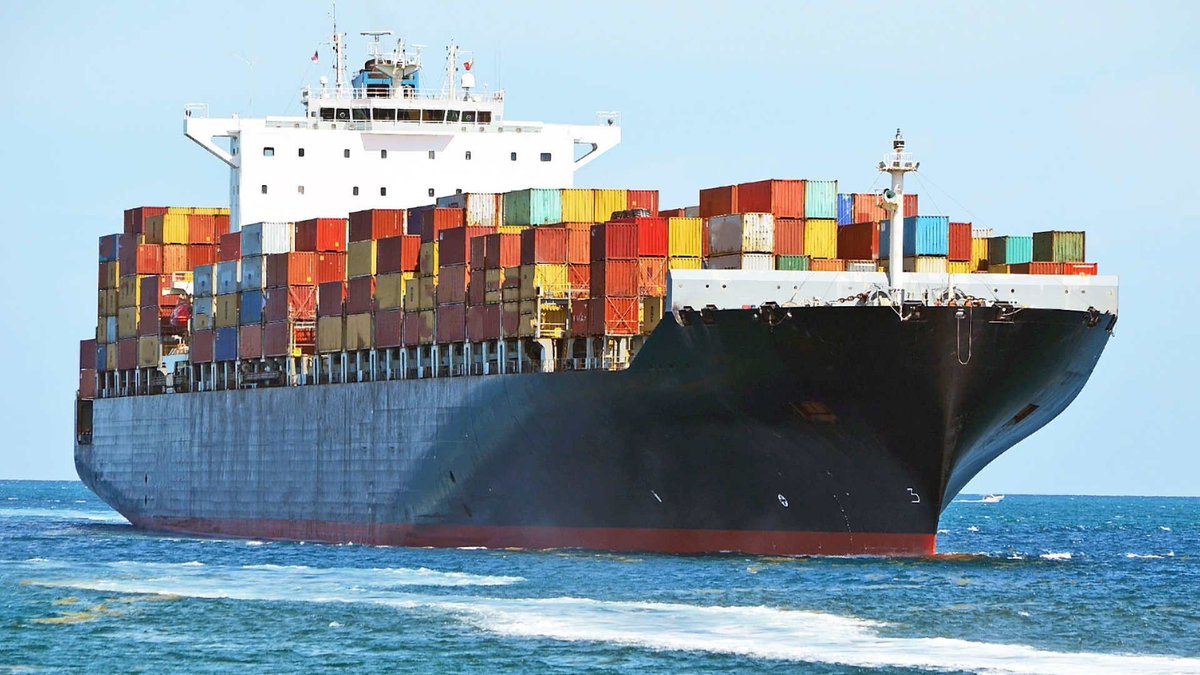 HiddenOsint's tweet image. #FirstReveal | Has the world been fooled? The Red Sea is calm… but shipping companies are refusing to return! 🌊🚢

🔍 Even though Ansar Allah (Houthi) attacks on ships have stopped for weeks and a ceasefire is in place in Gaza, major shipping giants like #MSC and #Maersk are