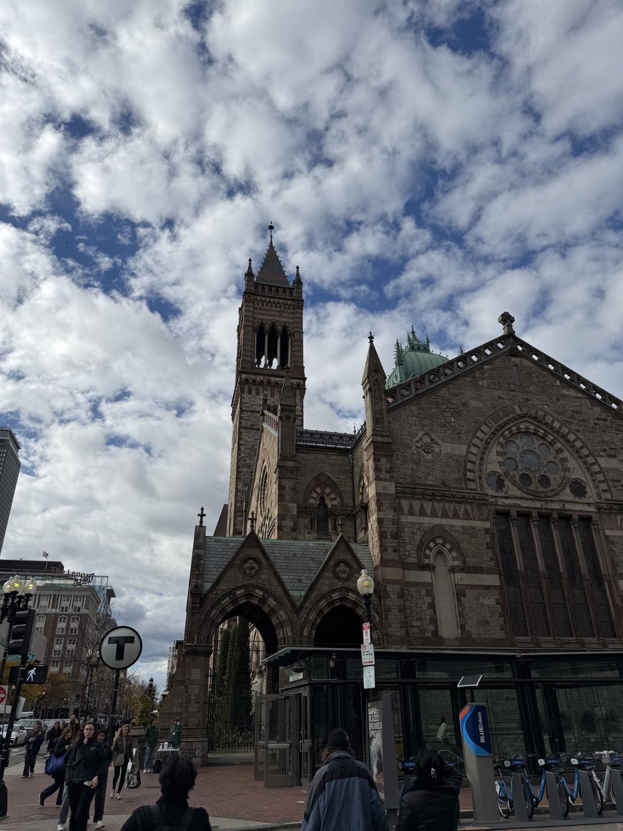 gpt_alex's tweet image. Boston… I am in you…
