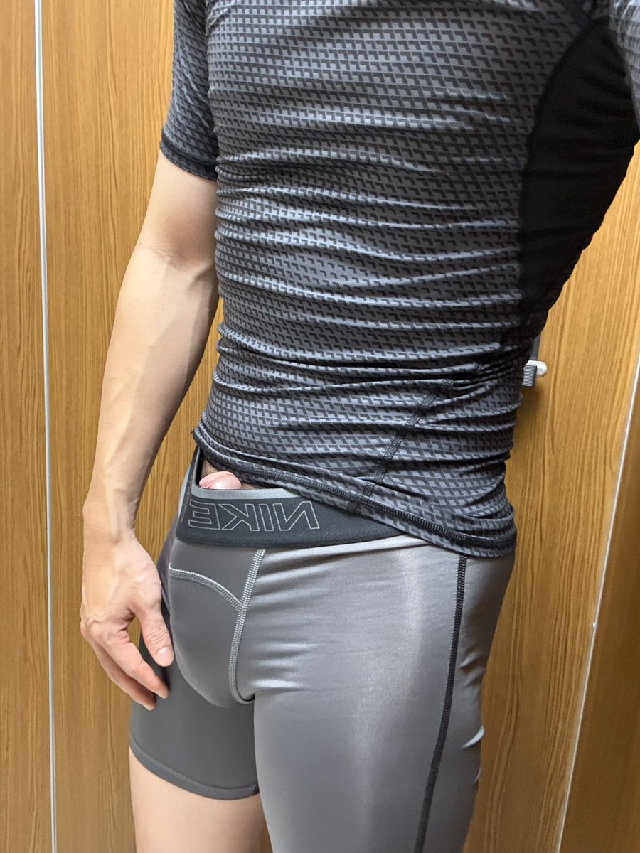 穿著穿著就硬了🫣