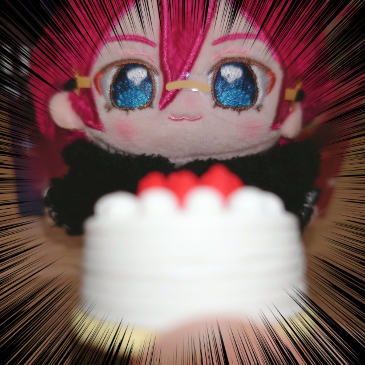 この人またお誕生日ﾂｲｰﾄするの忘れてない？ごめんな…ケーキはあげるから…