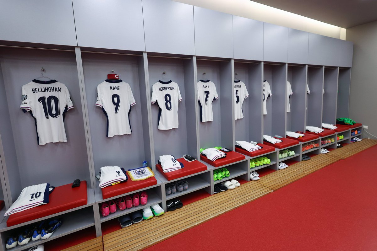 !!!!EMPIEZAAAA!!!!: Albania🇦🇱 vs. Inglaterra🏴󠁧󠁢󠁥󠁮󠁧󠁿. #Eliminatorias2026

Por ESPN📺!.
Por Disney+📱!.

DATO: Inglaterra🏴󠁧󠁢󠁥󠁮󠁧󠁿 lleva 5 victorias✅ consecutivas!.