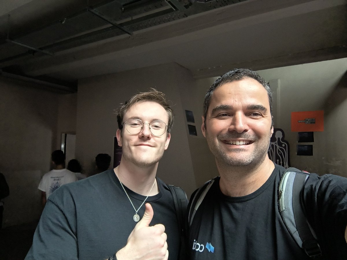gmesika's tweet image. I met @0xTyrie from the @helloSQD team — had a great chat about #PrivacyTech and how to index it.
Super cool challenge, and definitely something exciting to work on together. 🚀

Best space to be in 💪