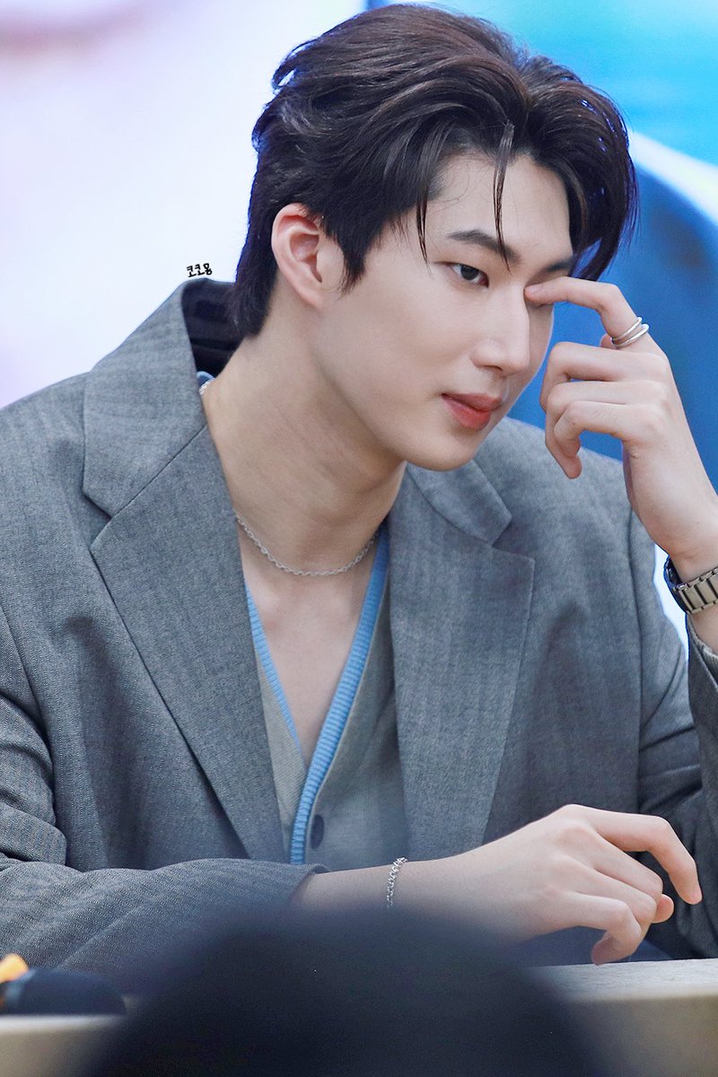 사진찍는 코몽 tweet media