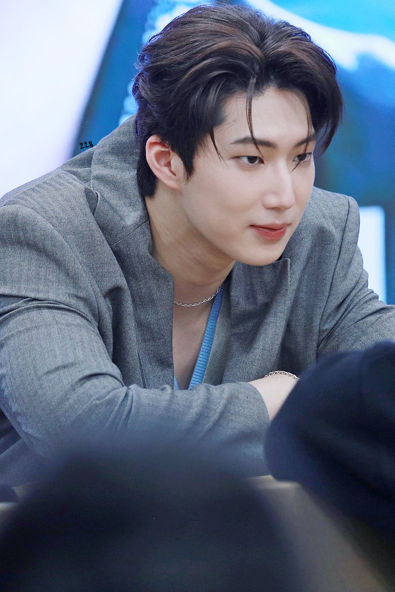 사진찍는 코몽 tweet media