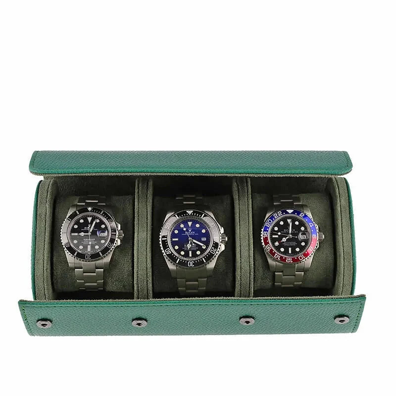 aevitas_uk's tweet image. Travel confidently with our triple roll watch case in rich green leather and suede interior. Secure and stylish for any journey. Just £94.95. #TravelInStyle #WatchProtection aevitas-uk.co.uk/products/premi…