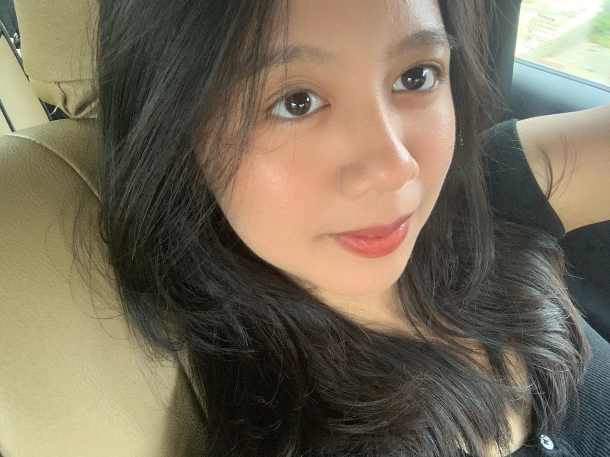 rchxxt's tweet photo. belfest today! Mau ketemu Tulus!
#belfest #belfestvol7 #selfie #concert #ilovemyself #daily #tulus #temantulus https://t.co/lhNXJbZE00