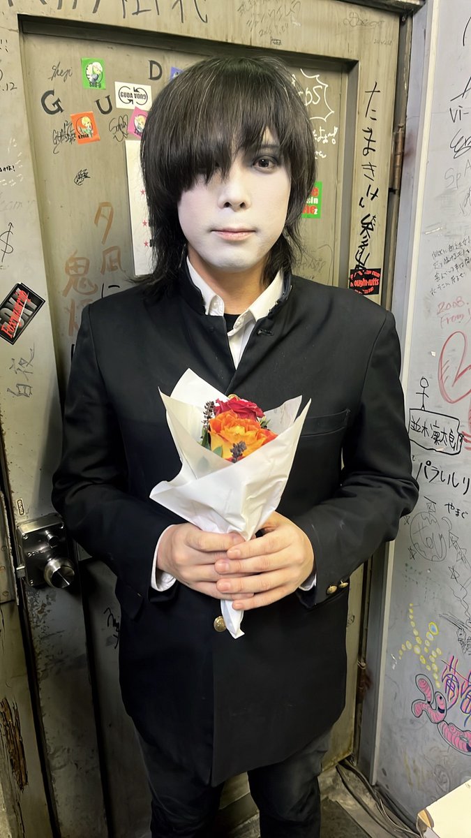 呪誕祭沢山のプレゼントやお祝いありがとうございました！！ 
憧れの【主役】になれました！！
共犯者や座長やメンバーも、いつもありがとう
ヒミツノミヤコさんやミヤコ民さんにも感謝！！